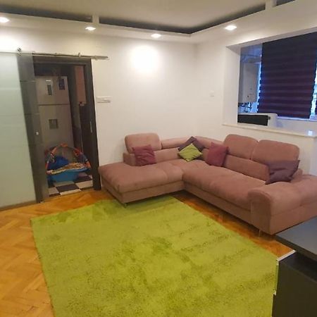 Apartamento Modern Piteşti Exterior foto
