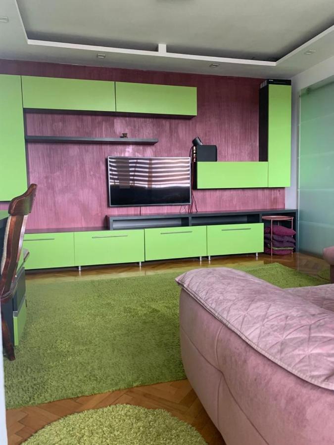 Apartamento Modern Piteşti Exterior foto